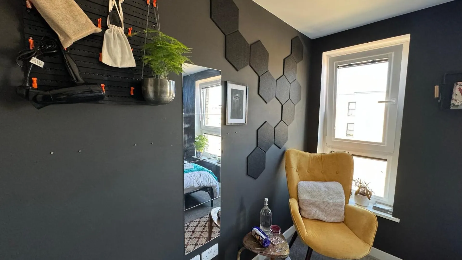 Homestay Private Cozy & Stylish Room In A Shared Flat In Edinburgh